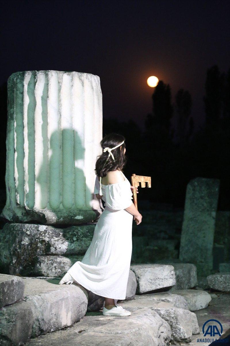 Muğla'da Stratonikeia Antik Kenti'nin belgesel çekimleri başladı