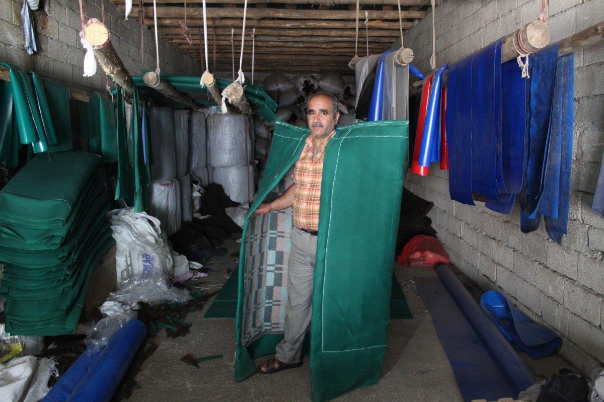 Iğdır'daki kepenek ustası, baba mesleğini yaşatmak istiyor