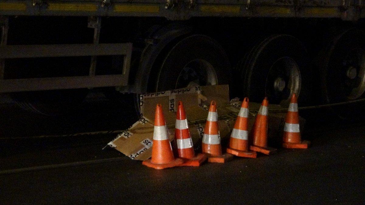 İzmir'de tırla çarpışan motosikletin sürücüsü öldü