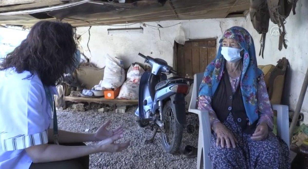 Aşı ikna timleri, 'Biz aşı olduk siz de olun' diyerek endişeleri gideriyor