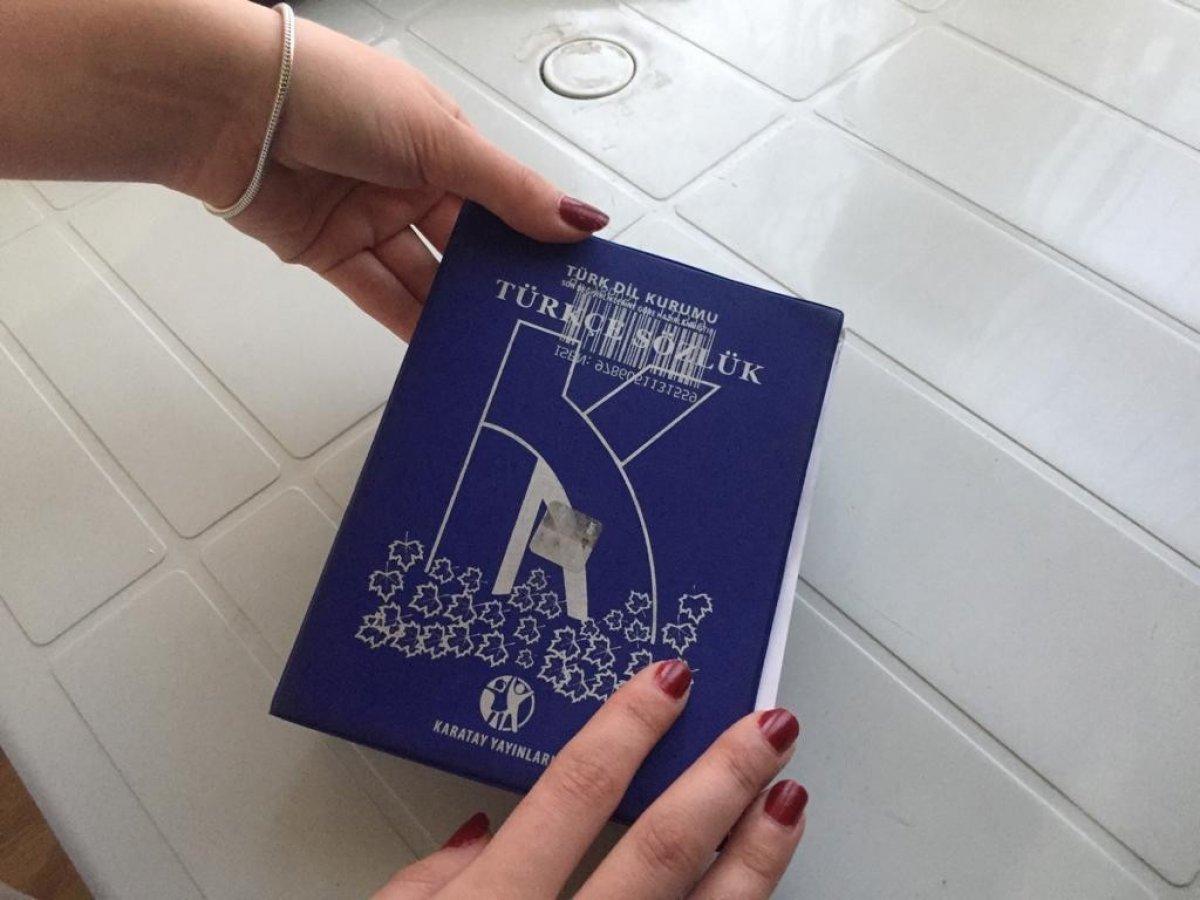 Eskişehir’de internetten cep telefonu sipariş etti, Türkçe sözlük gönderildi