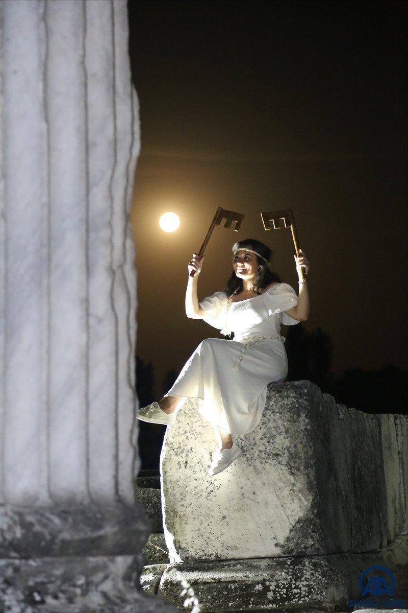 Muğla'da Stratonikeia Antik Kenti'nin belgesel çekimleri başladı