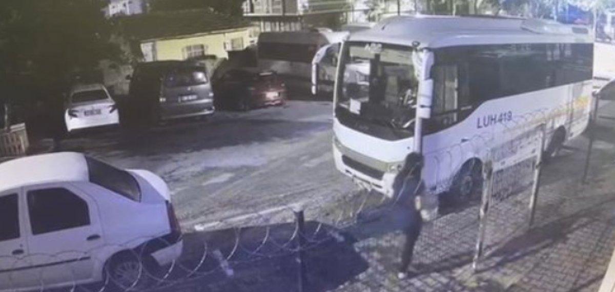 Gaziosmanpaşa'da bebeğini çöpe atan kadın kamerada