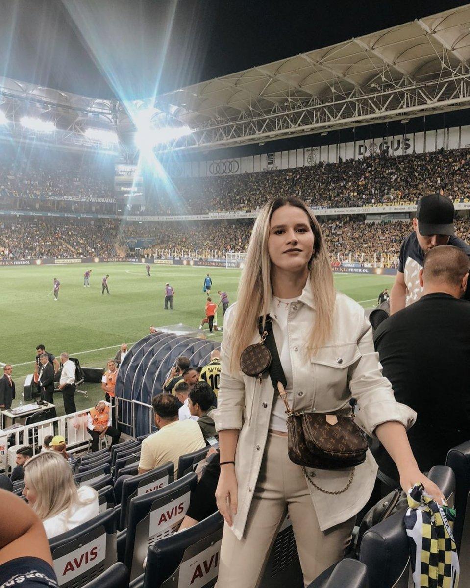 Muriç’in eşinden transfer mesajı