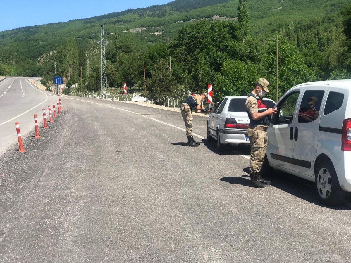 Yurt genelinde aranan 767 kişi yakalandı