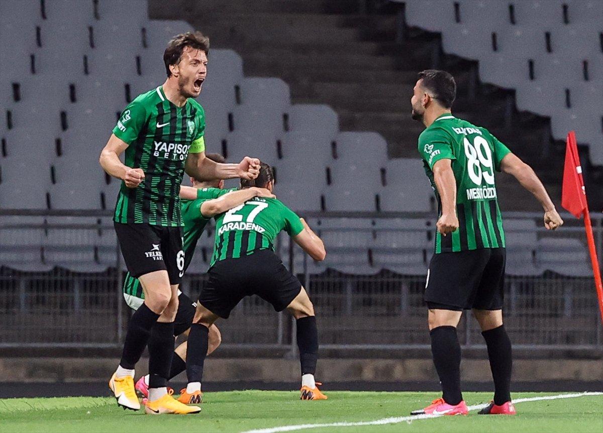 Kocaelispor, TFF 1'inci Lig'e yükseldi