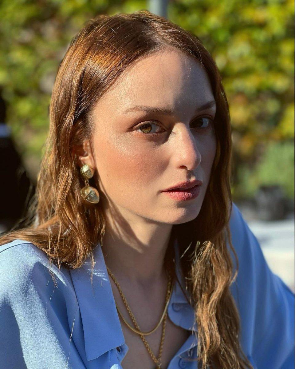 Nilperi Şahinkaya: 4 yılda bir ev değiştiriyorum