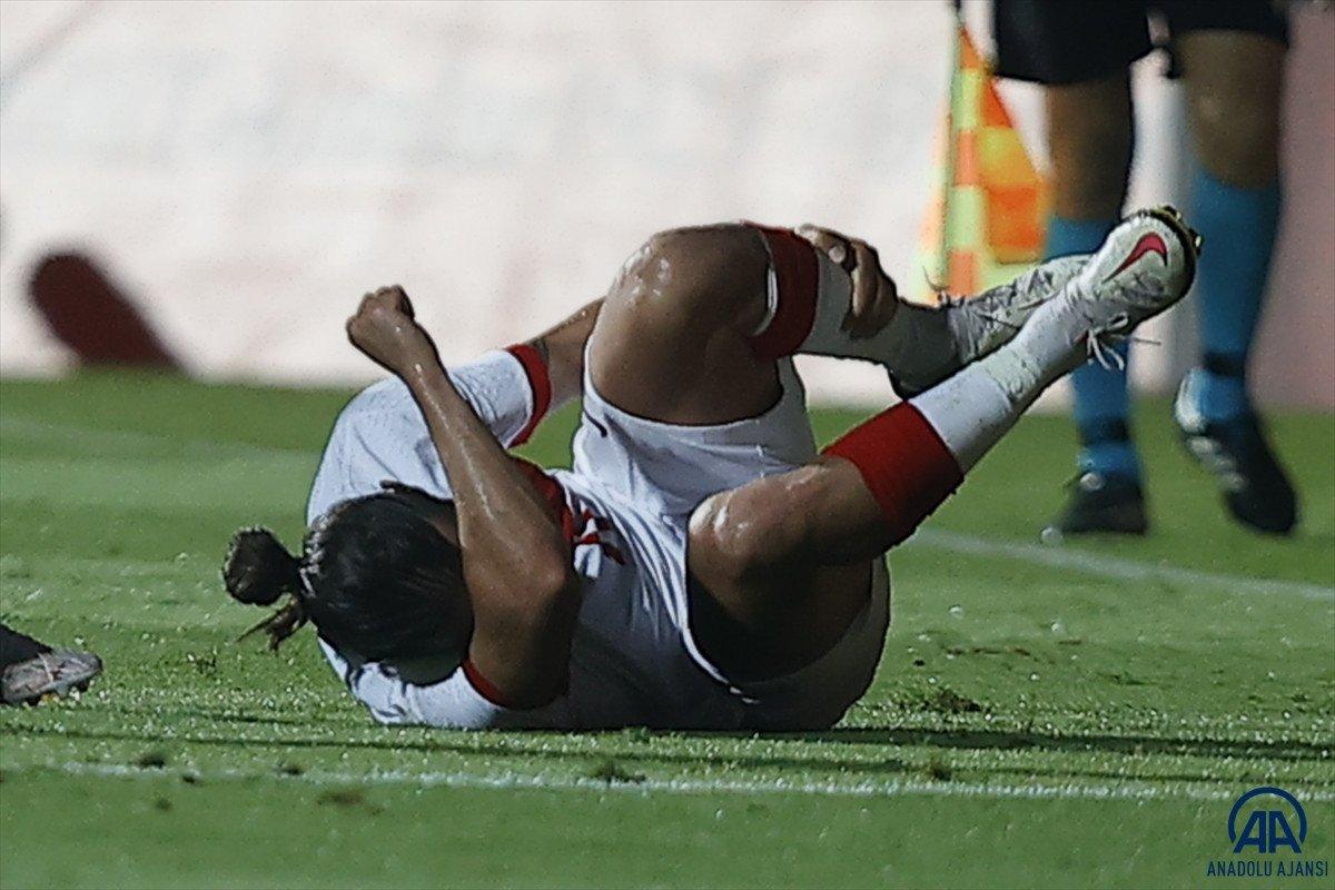 Avrupa Futbol Şampiyonası öncesi Milli Takımı'mızda iki sakatlık