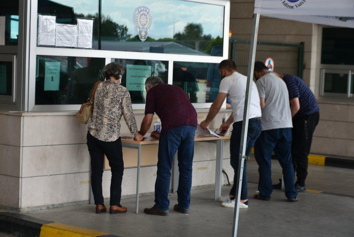 Edirne Vali Yardımcısı Uysal'dan, 'aşı kartı' açıklaması