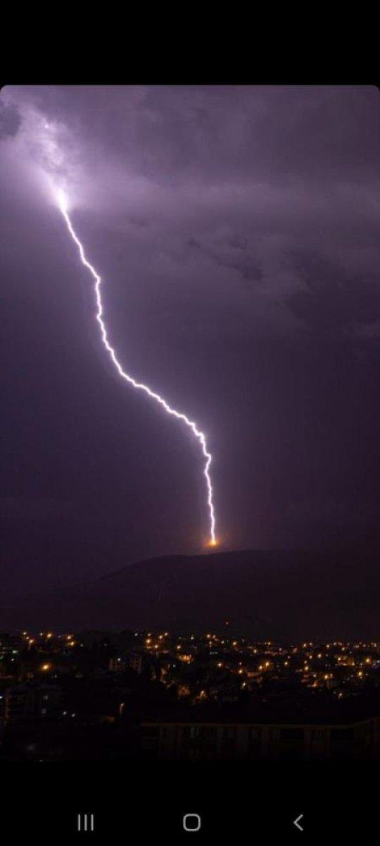 Karabük'te şimşekli gece