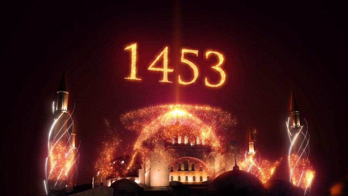 Ayasofya Camii ve Galata Kulesi'nde sky mapping gösterisi