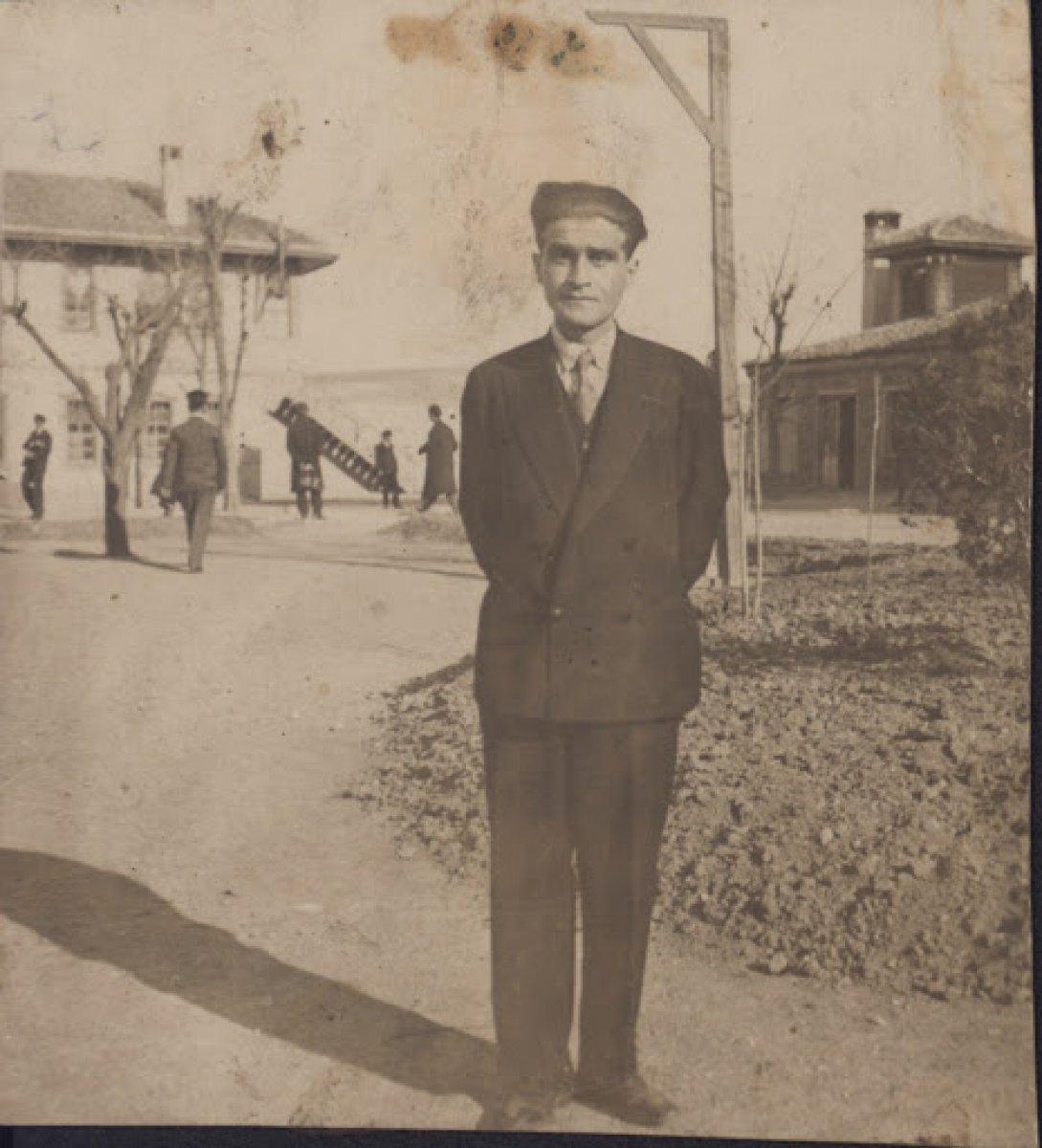 Ahmet Hamdi Tanpınar kimdir?