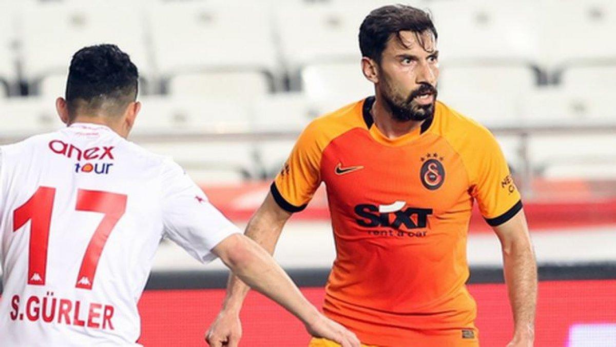 Başakşehir, Şener Özbayraklı’ya talip