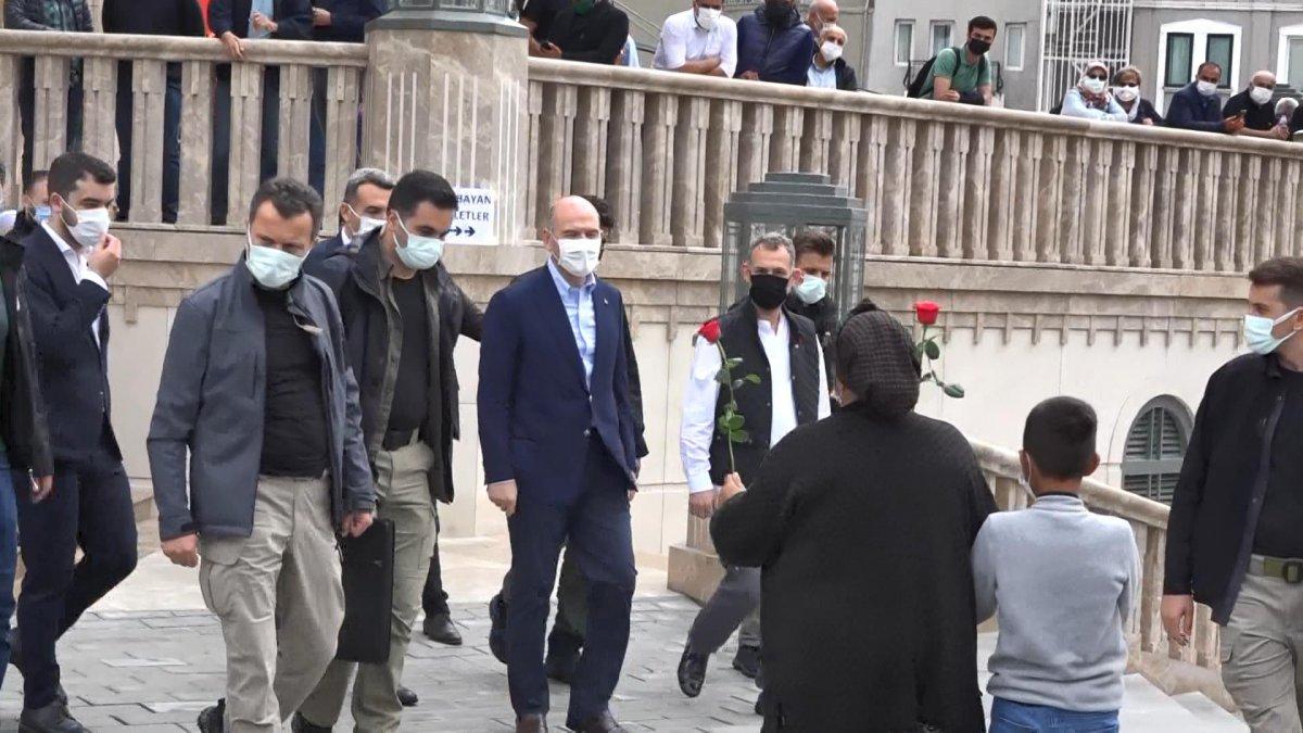Süleyman Soylu'dan Taksim Camii'ne ziyaret