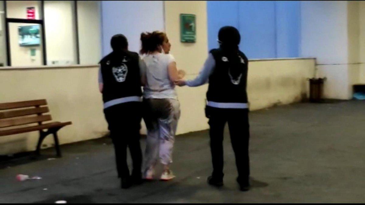 Esenler'de 4 aylık hamile kadın otomobilden yola atıldı