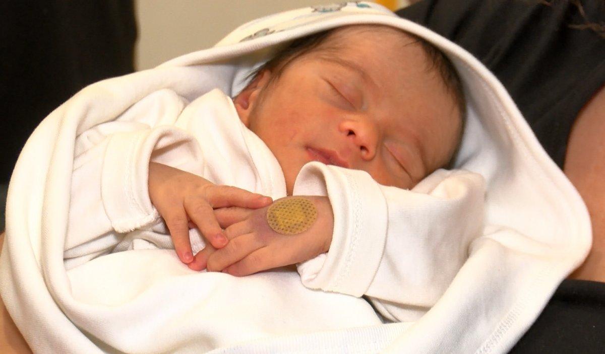 Anne karnında 3 miyomla, 9 ay boyunca mücadele etti