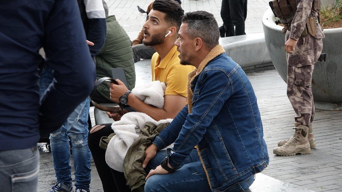 Taksim'in ortasında kemerli kavga