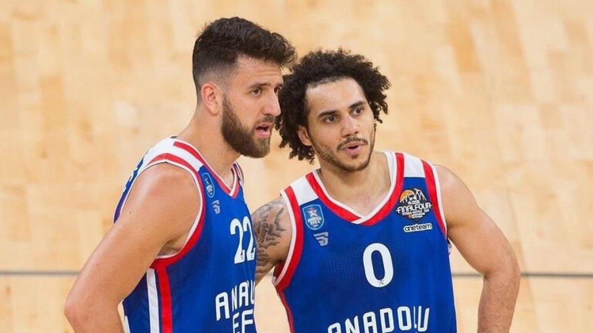 Shane Larkin ve Vasilije Micic, maçın oyuncusu seçildi