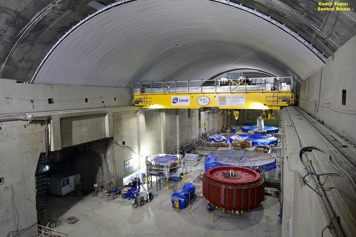 Yusufeli Barajı gövde inşaatı çalışmaları sona erdi