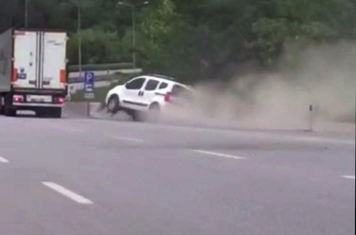 Samsun'da 'yol vermeme' inatlaşması kazaya sebep oldu