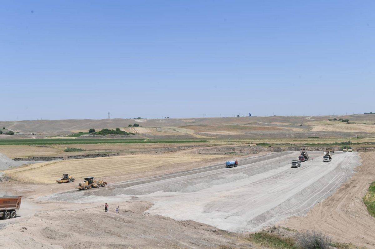 Adil Karaismailoğlu, Azerbaycan'da