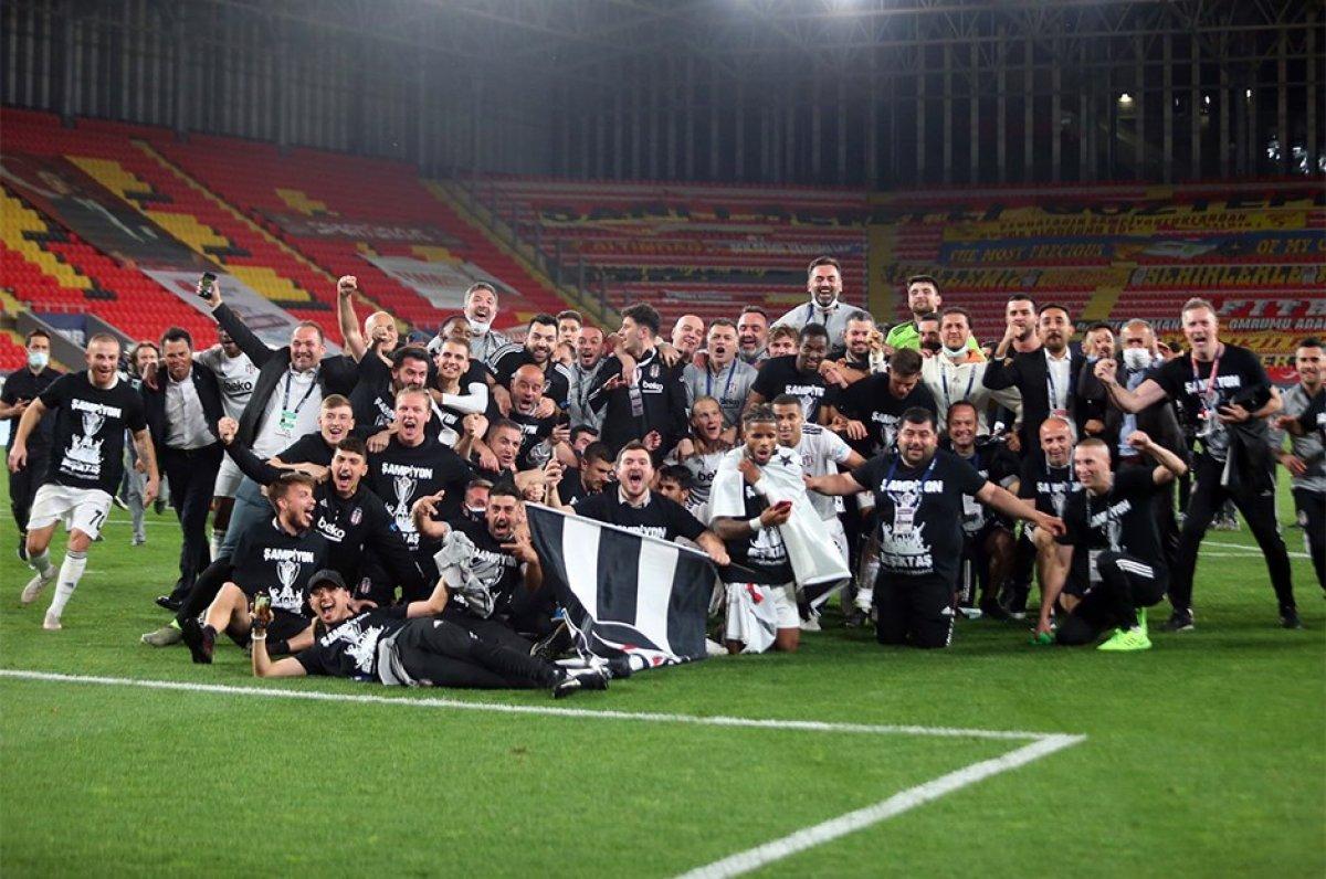 Beşiktaş'ta 8 futbolcunun sözleşmesi sona erecek