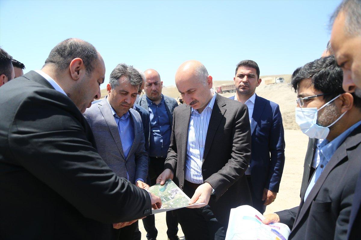 Adil Karaismailoğlu, Azerbaycan'da