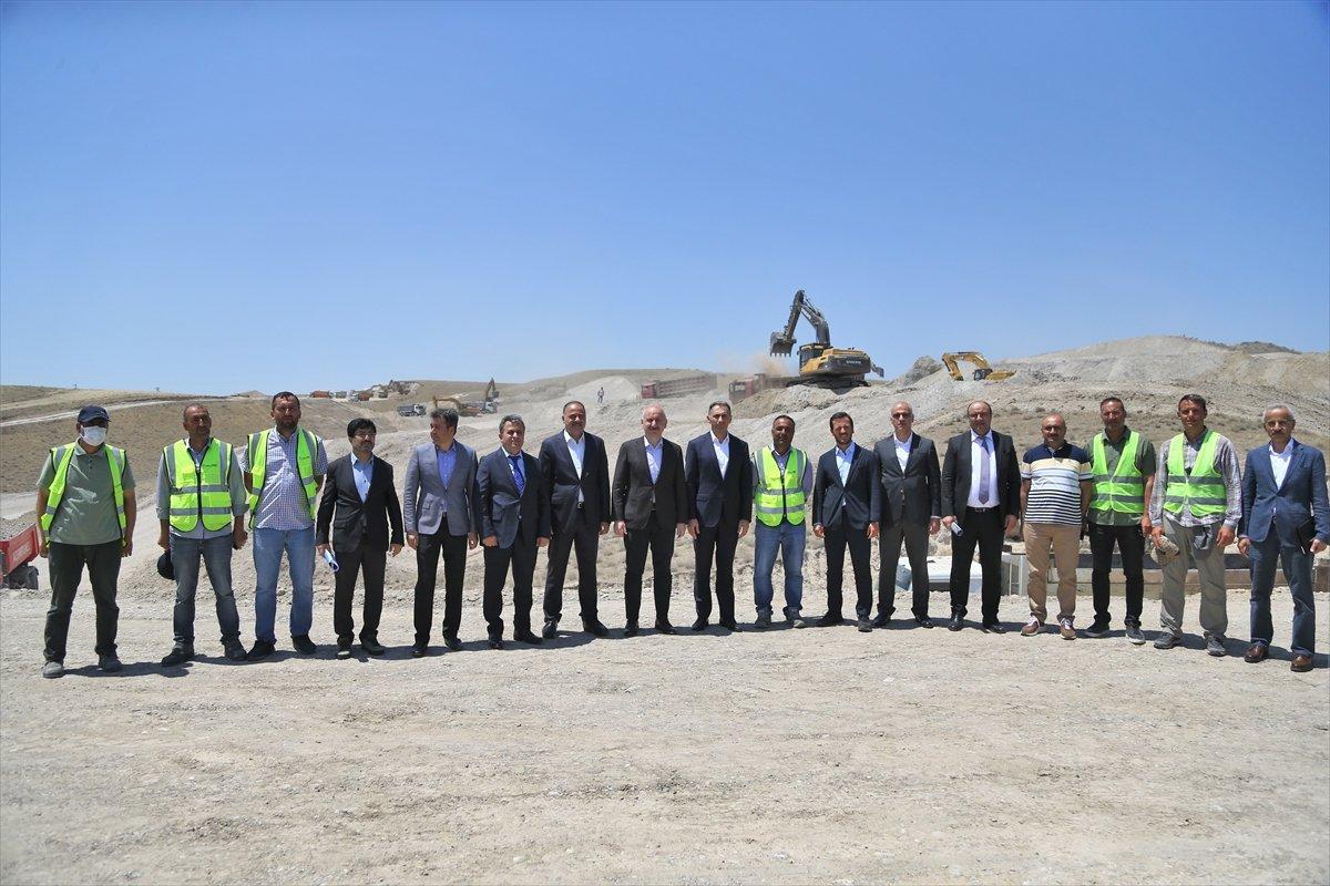 Adil Karaismailoğlu, Azerbaycan'da