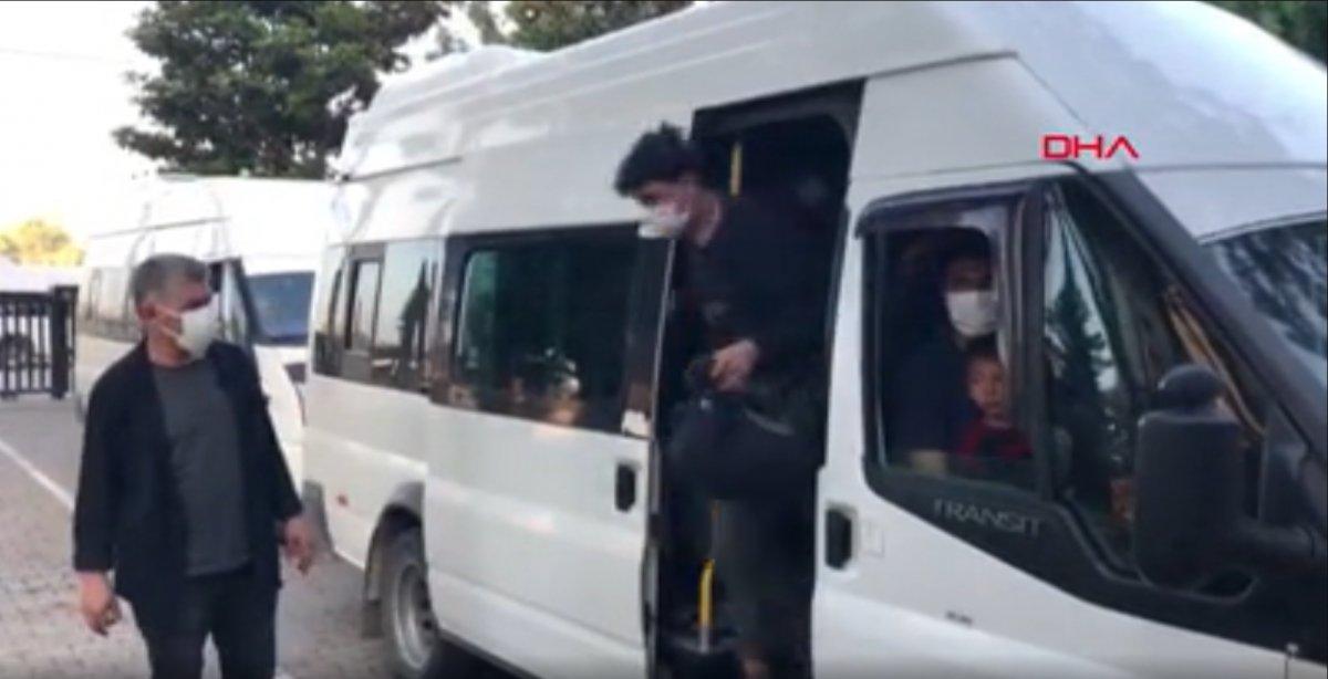 Adana’da 74 düzensiz göçmen yakalandı