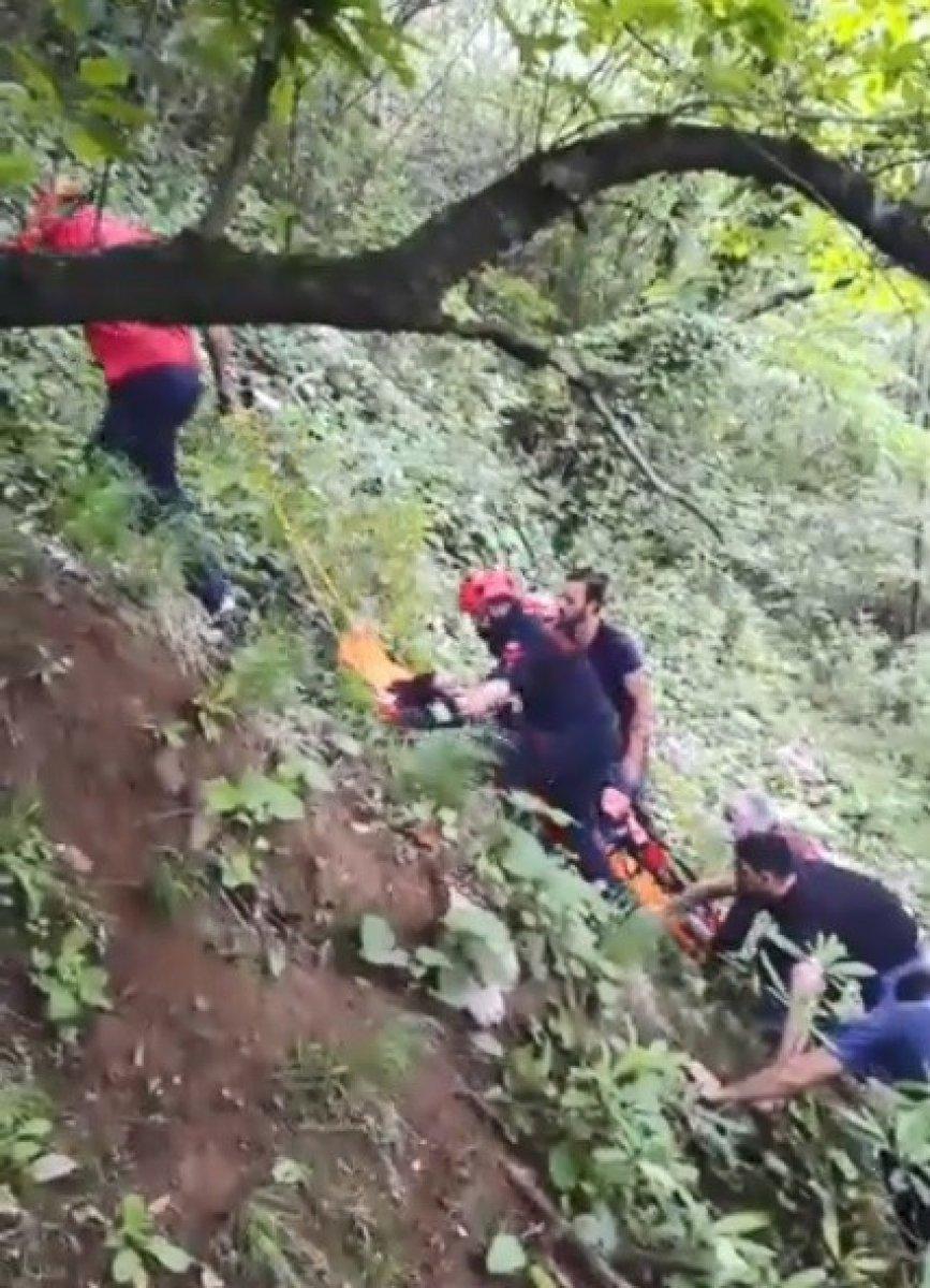 Trabzon’da kalede fotoğraf çekilmek istedi, surlardan düştü