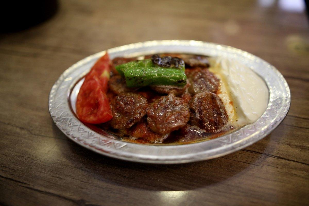 Bursa pideli köftecilerde hareketlilik başladı