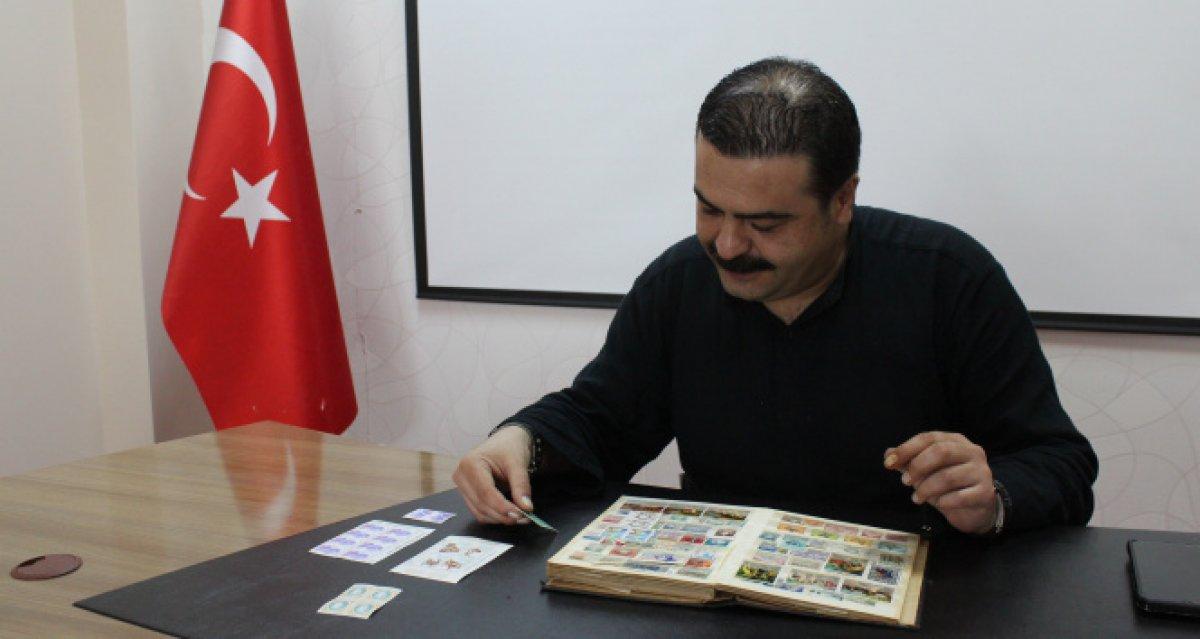 Elazığ'da baba oğul 60 yılda bin 100 adet pul biriktirdi