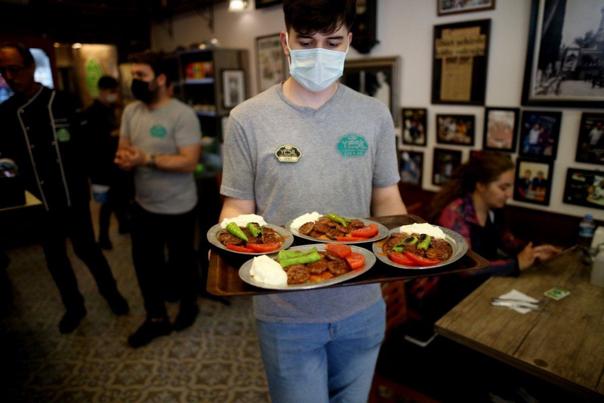 Bursa pideli köftecilerde hareketlilik başladı