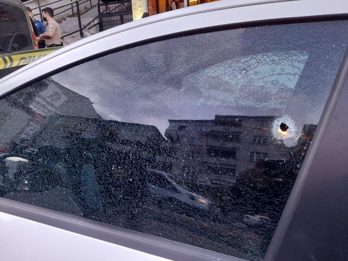 Eyüpsultan'da bir kafeye silahlı saldırı: 1 ölü 2 yaralı