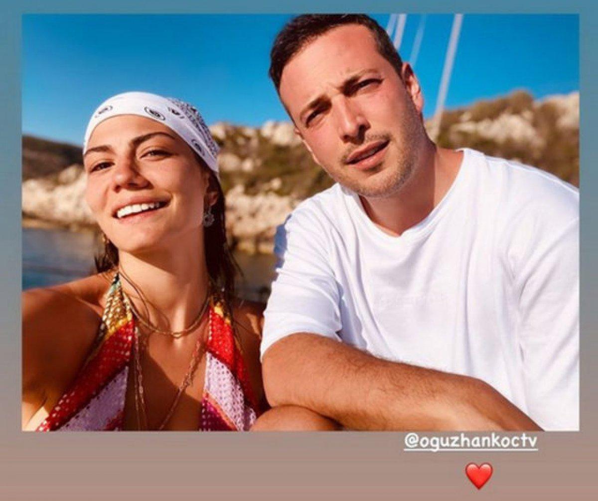 Demet Özdemir, mini şortuyla poz verdi