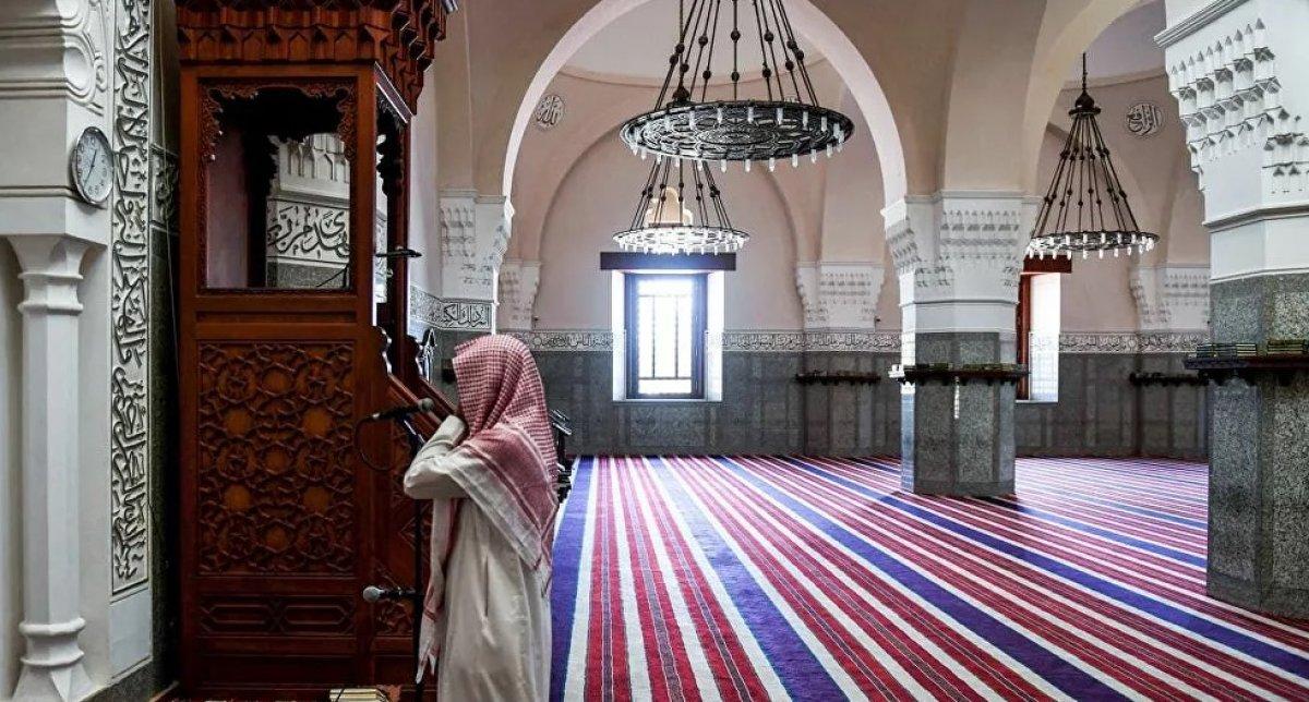 Suudi Arabistan'da ezanın sesinin kısılması tartışması