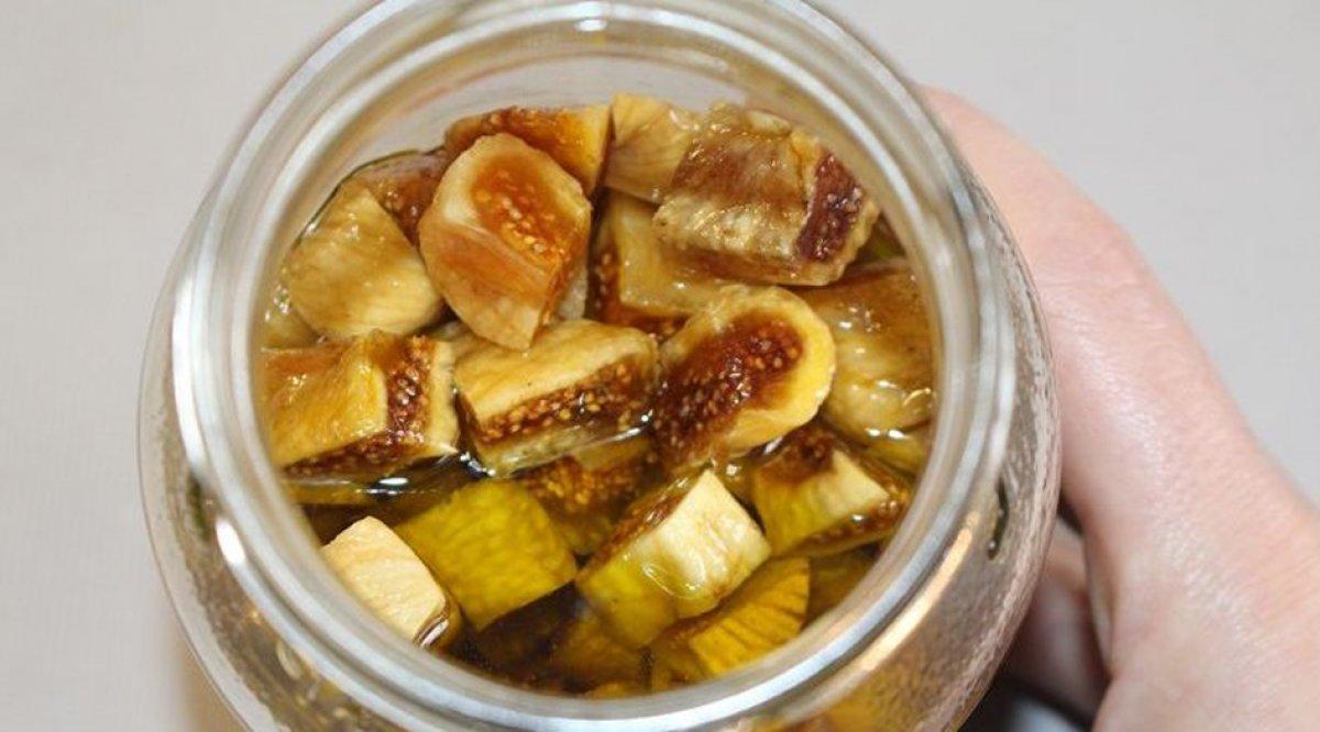 İbn-i Sina'nın tarifinden: Zeytinyağlı incir kürü tarifi