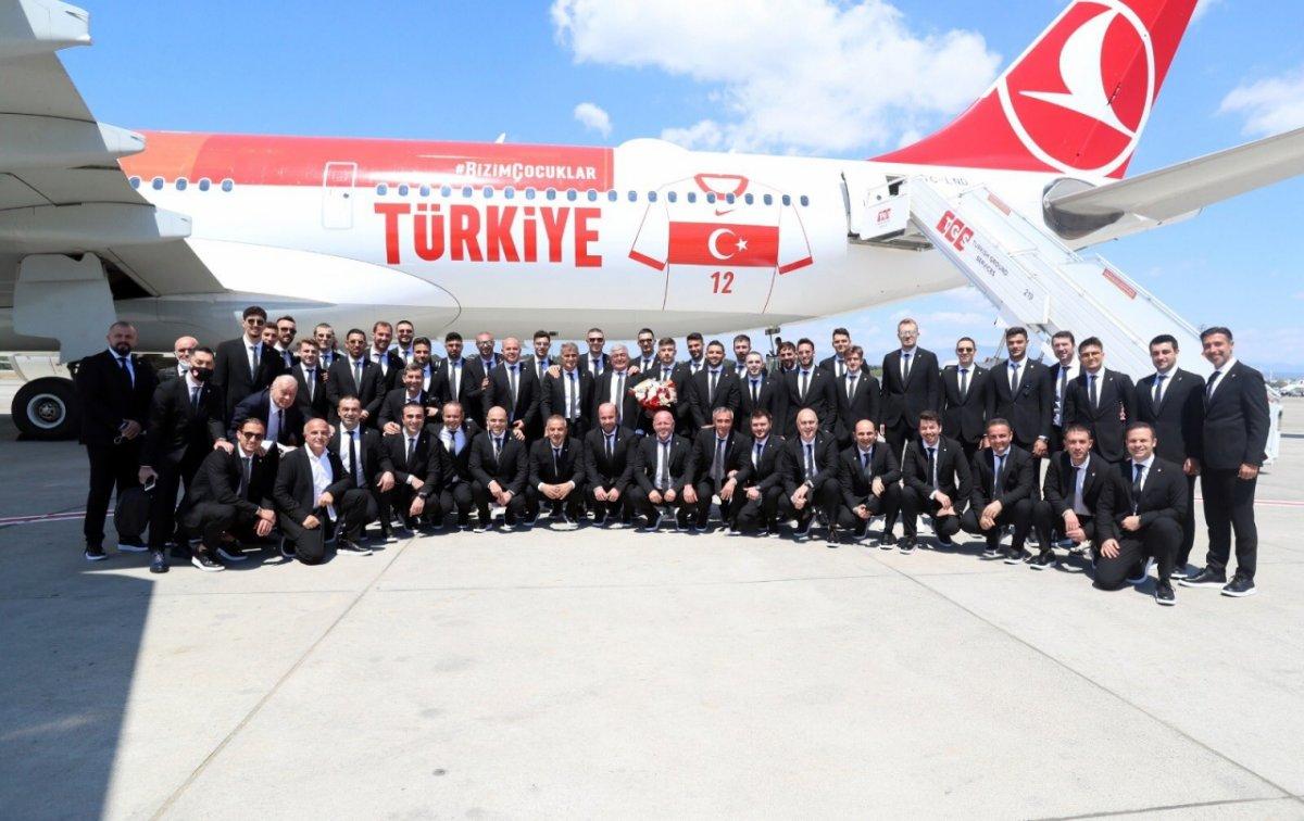 A Milli Takımımız Almanya'ya gitti