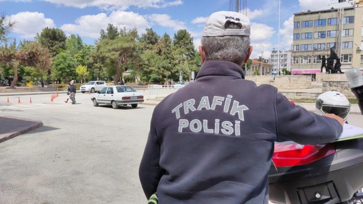 Burdur'da drone destekli yaya geçidi denetimi