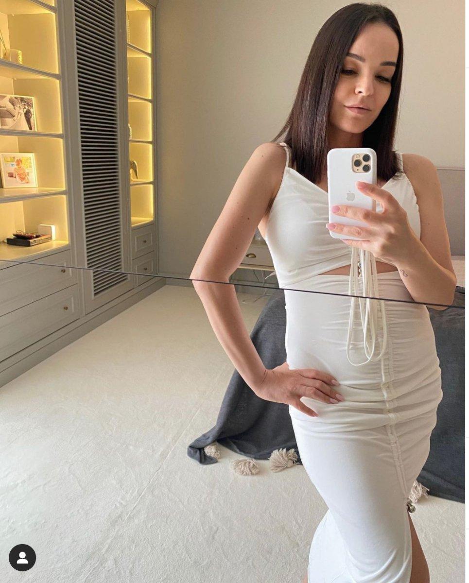 Bengü bebeğinin adını açıkladı