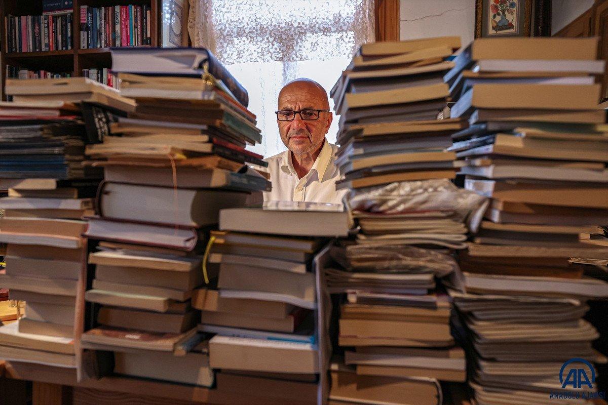 Yazar Hayati Sır'dan şiire ve tasavvufa dair açıklamalar