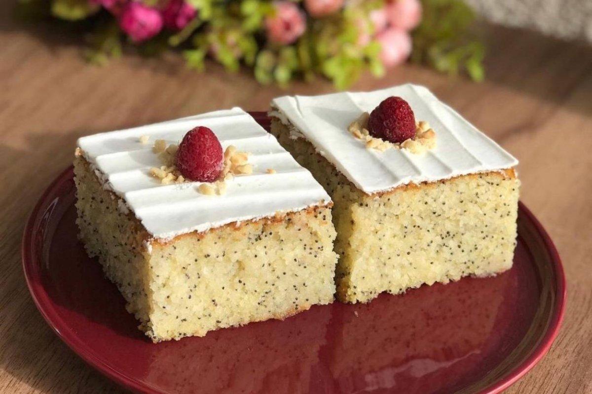 Lezzeti meşhur, yapımı kolay: Haşhaşlı revani tarifi..