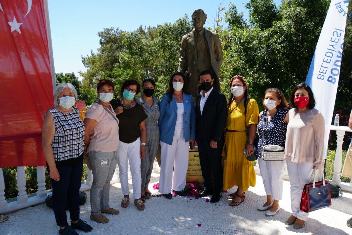 CHP'li Bodrum Belediyesi'nden 'Nazım Hikmet' heykeli
