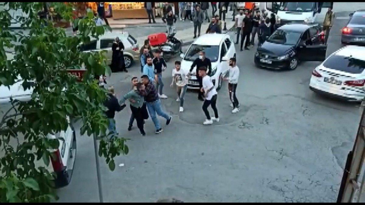 Pendik’te yol verme kavgası