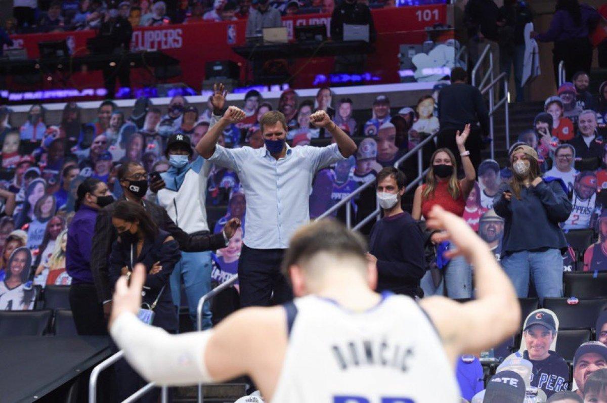 NBA'de Philadelphia 76ers, Atlanta Hawks ve Utah Jazz konferans yarı finalinde