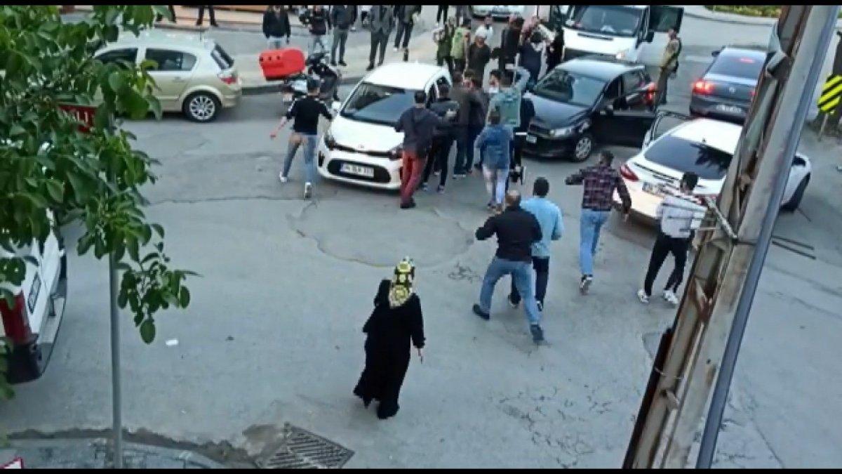 Pendik’te yol verme kavgası