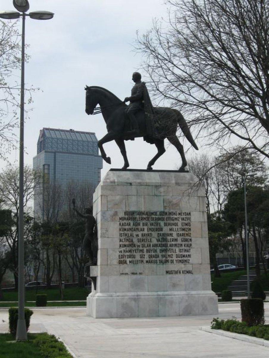 Vakanüvis yazdı: Bir garip heykel hikayesi