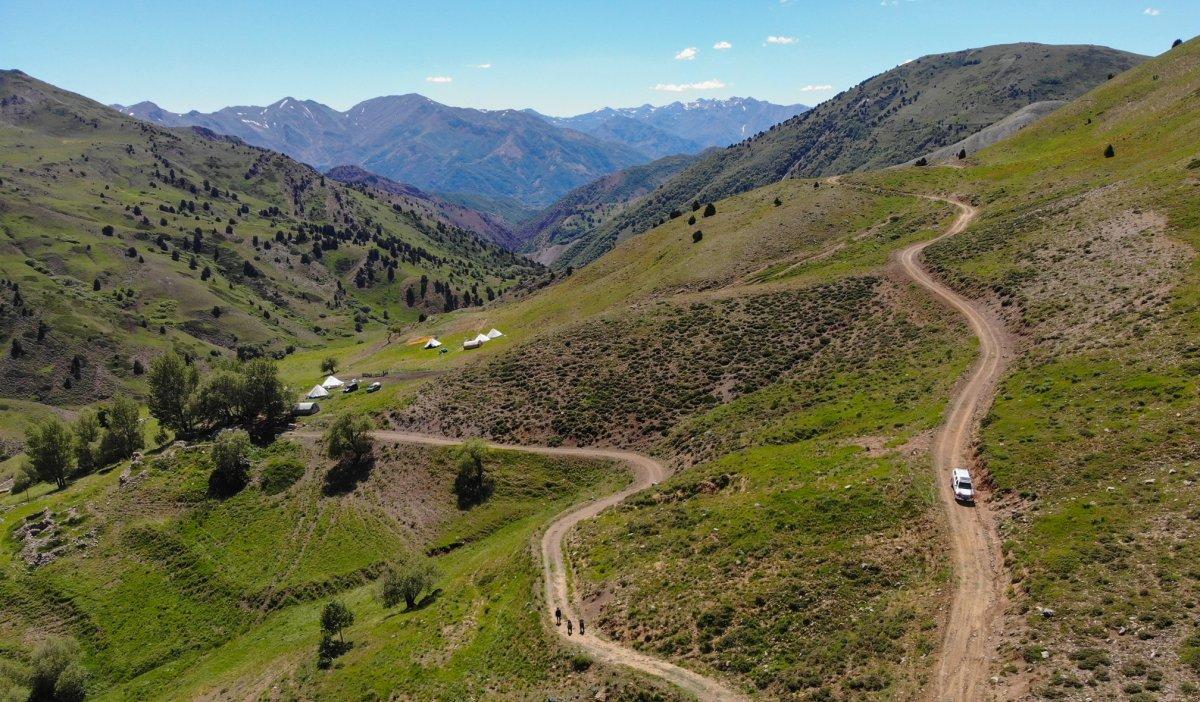 Aşı timleri, Tunceli'nin 2 bin 500 rakımlı yaylalarına çıktı