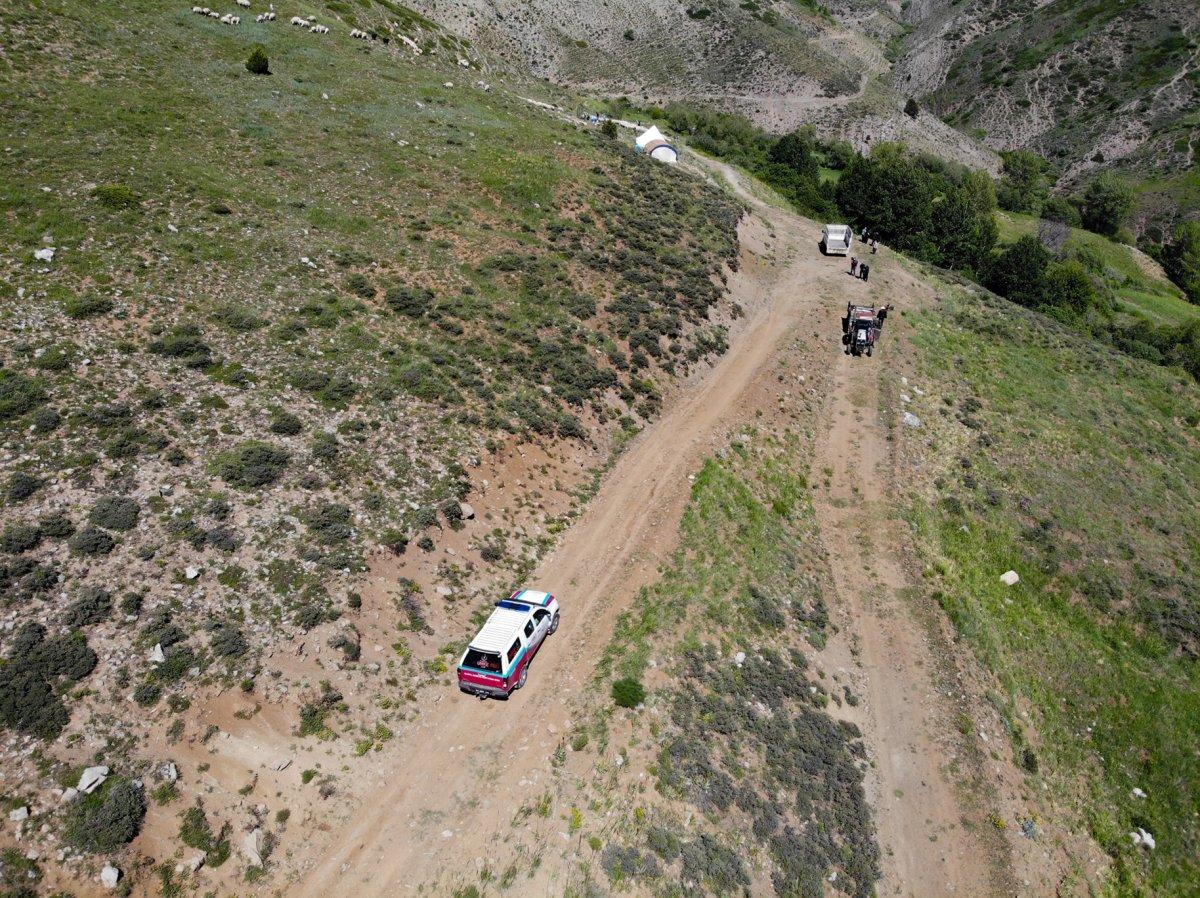 Aşı timleri, Tunceli'nin 2 bin 500 rakımlı yaylalarına çıktı