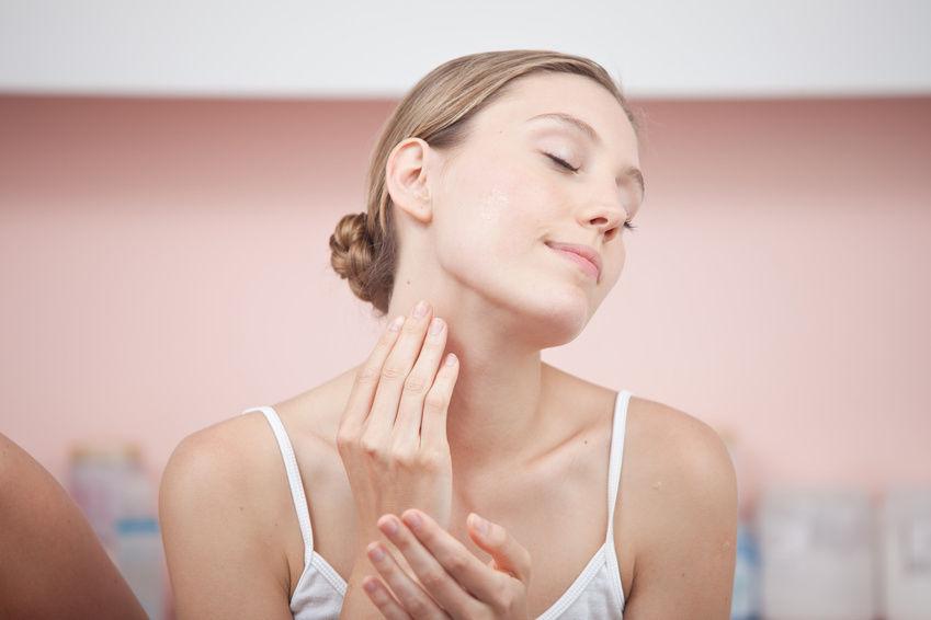 Boyun bölgenizi genç göstermenin 6 yolu